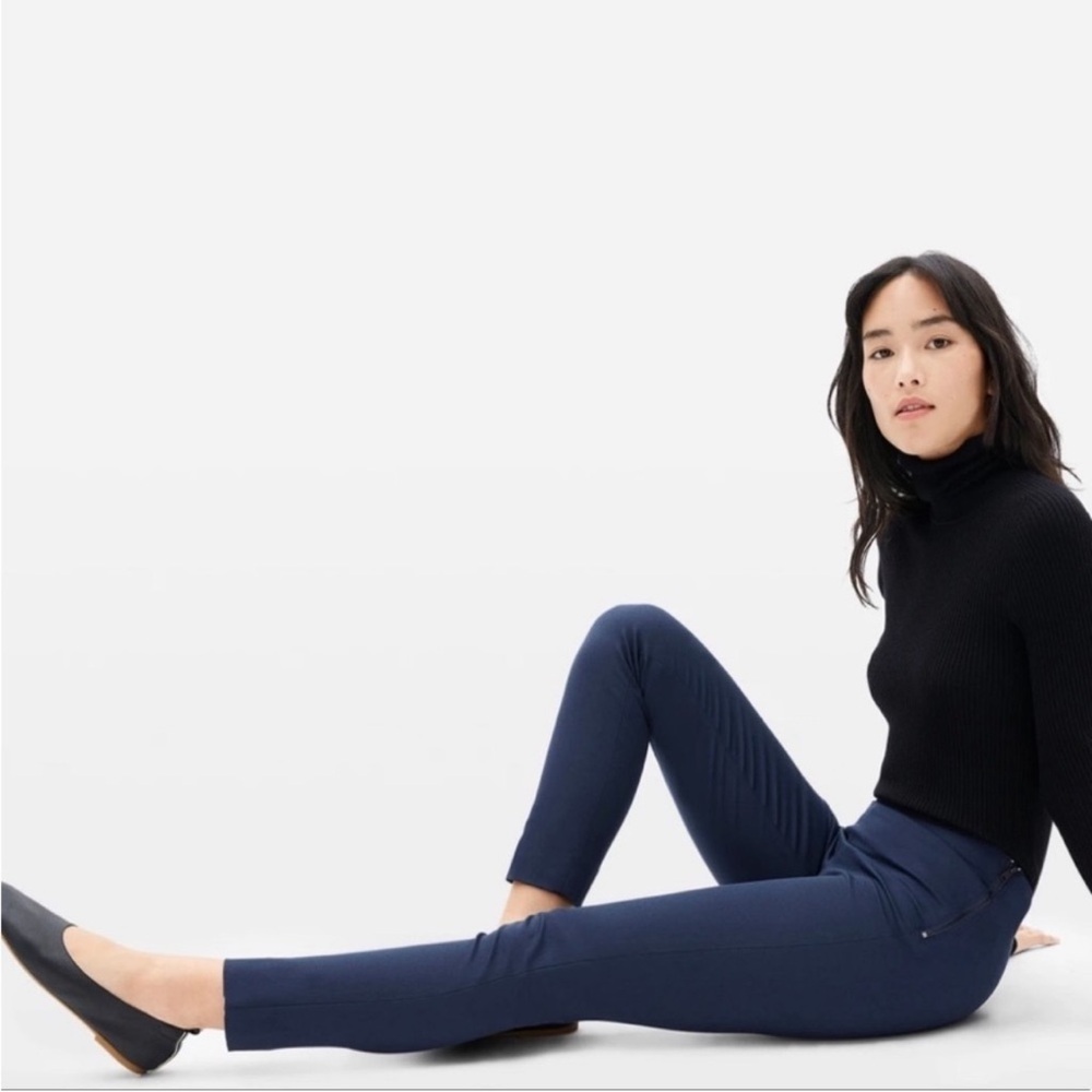 Everlane The Side-Zip Stretch Cotton Pant in Navy Blue Size 10